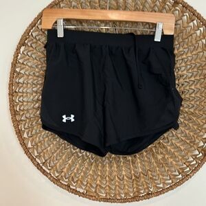 Under Armour black heat gear athletic shorts size xsmall